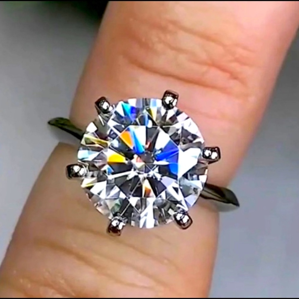 Platinum 3.0 carat Moissanite Ring